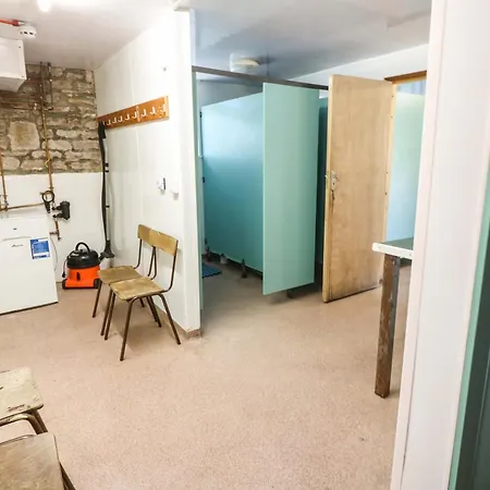 Дом отдыха West Barn Bunkhouse