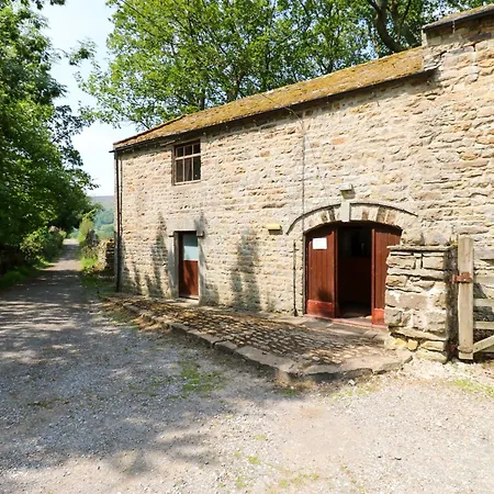 West Barn Bunkhouse Дом отдыха Ричмонд